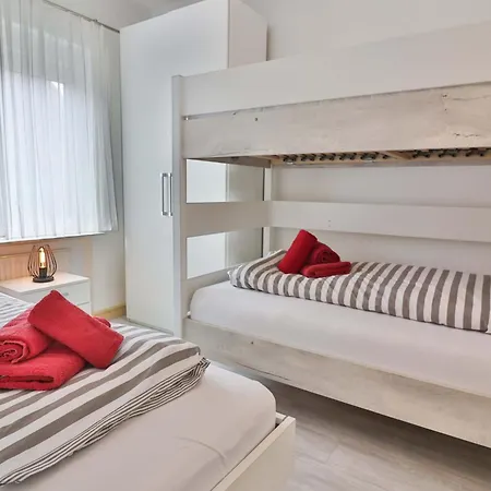 Haus Am Rosengarten - Robbe Apartment *