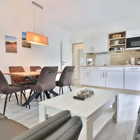 Apartment Haus Am Rosengarten - Robbe