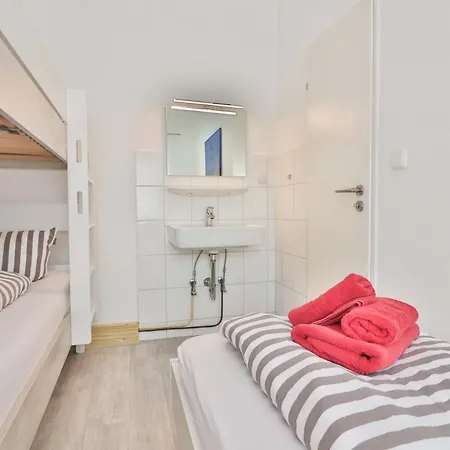 Haus Am Rosengarten - Robbe アパート *